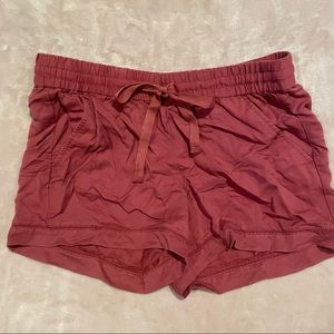 Loft maroon flowy shorts with tie waist